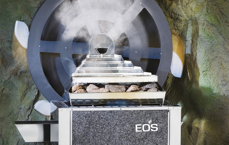 Nicht nur technisch gelungen, sondern auch optisch: die Aufguss-Mühle ist in der Sauna, aber auch auf Ausstellungen ein echter „Hingucker“